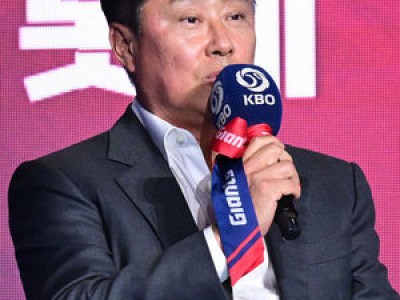 김태형 감독 미디어데이서 자폭 출사표 던져