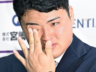 스포츠호치에 따르면 사사키 린타로가 마이애미 말린스 입단